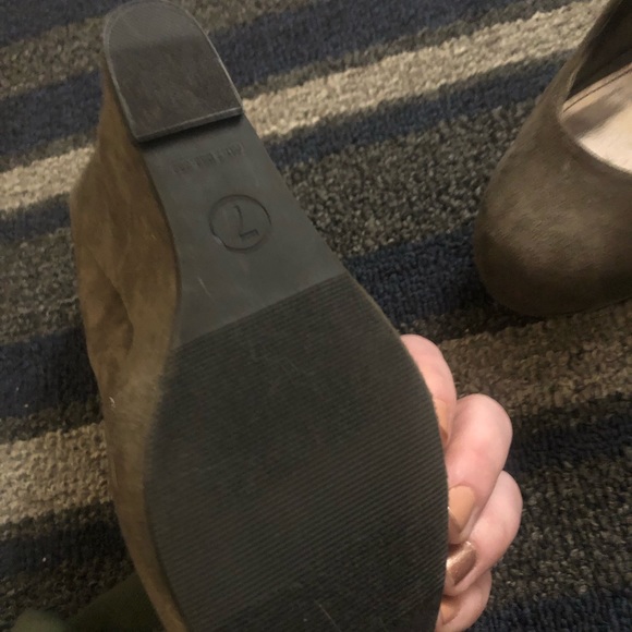 Suede wedge - Picture 3 of 3